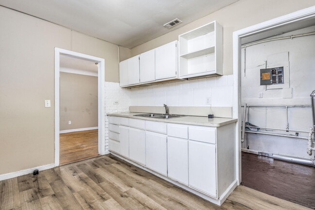 Building Photo - 17656 Toepfer Dr