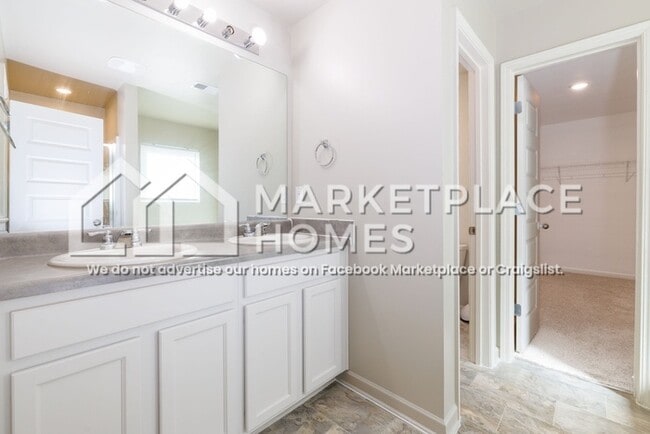 Building Photo - 4606 Southwind Rd