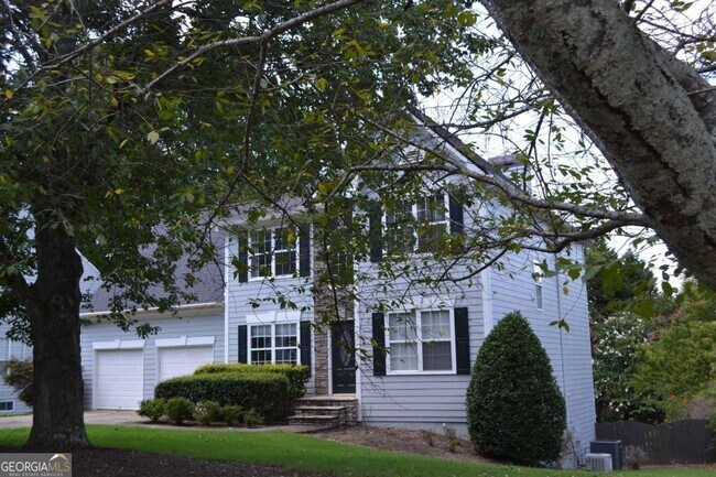 Building Photo - 1620 Grand Jct