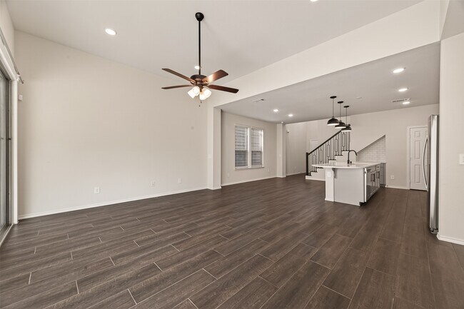 Building Photo - 3405 Knighton Hill Dr