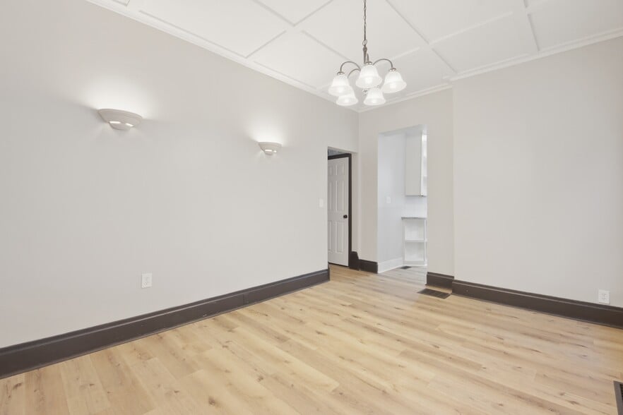 Building Photo - 767 Wager St