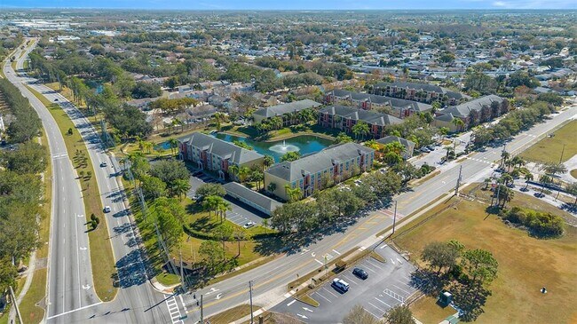 Building Photo - 10855 Windsor Walk Dr