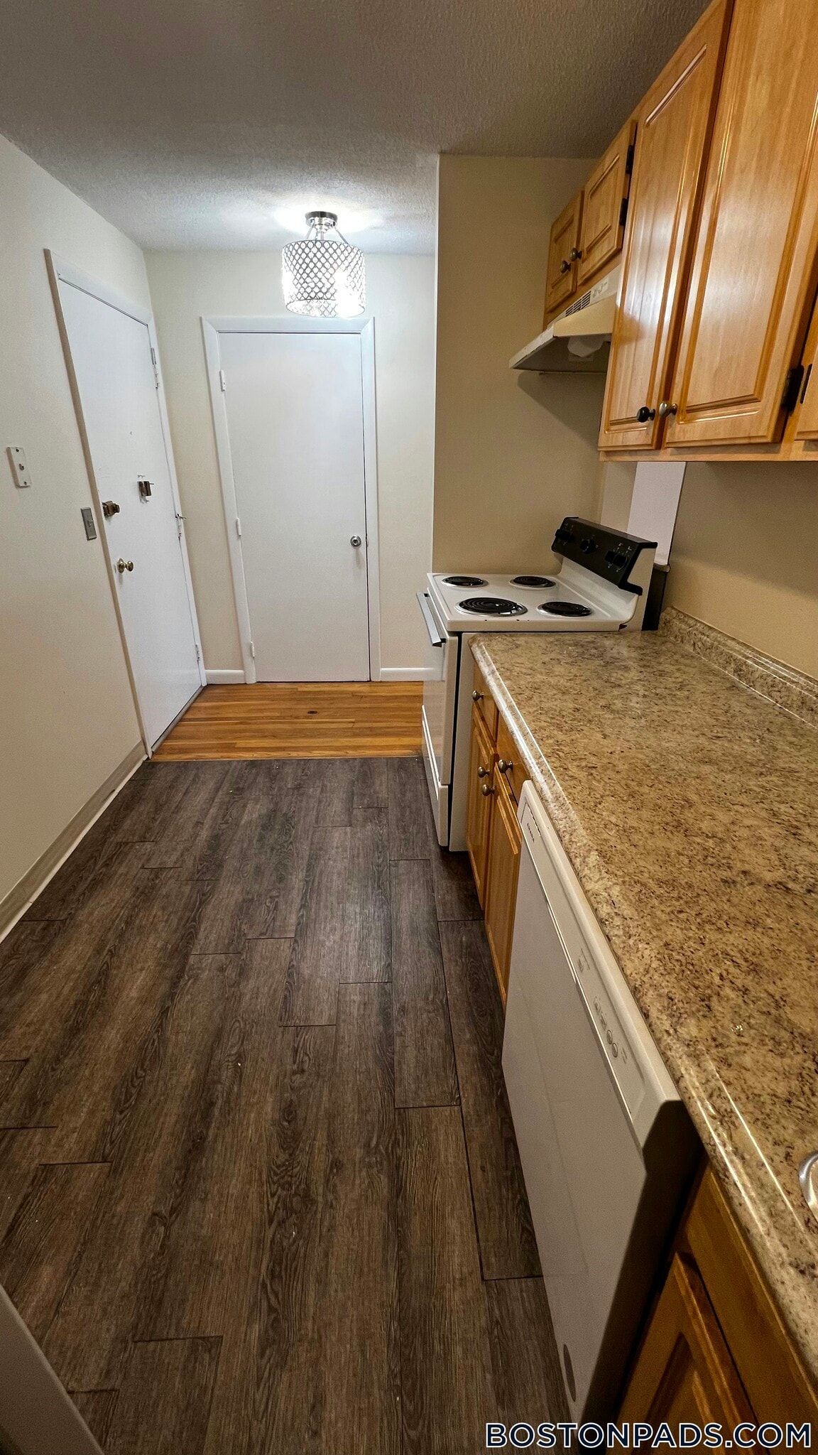 Building Photo - 66 Homer Ave