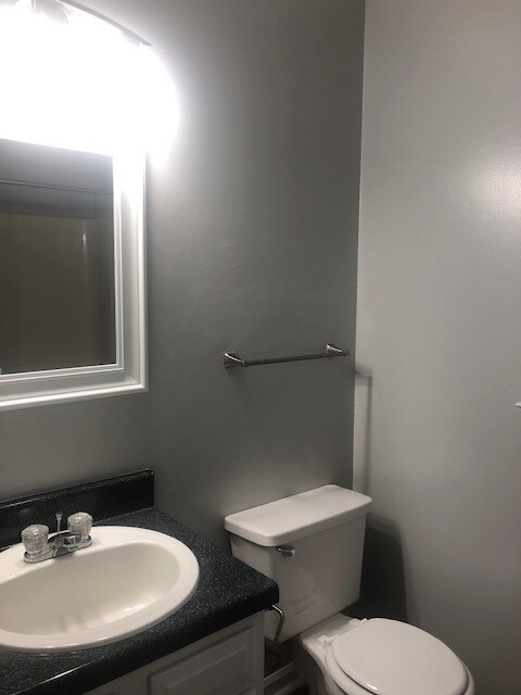 Building Photo - 4411 Graceland Ct