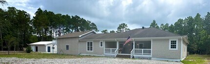 Building Photo - A must see country home 15 minutes to the ...