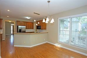 Building Photo - 3986 Fox Glen Dr