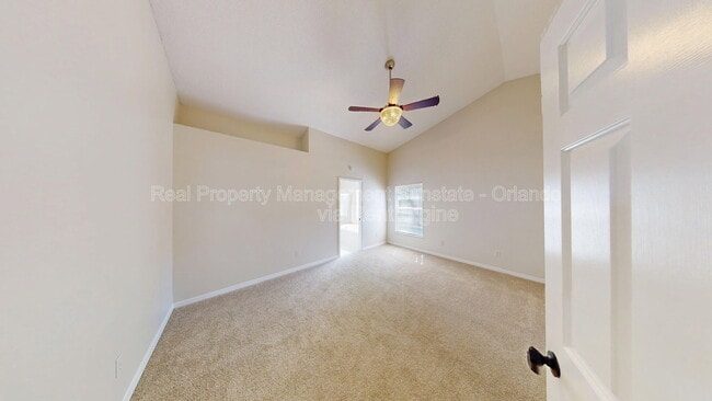 Building Photo - 5662 Rywood Dr