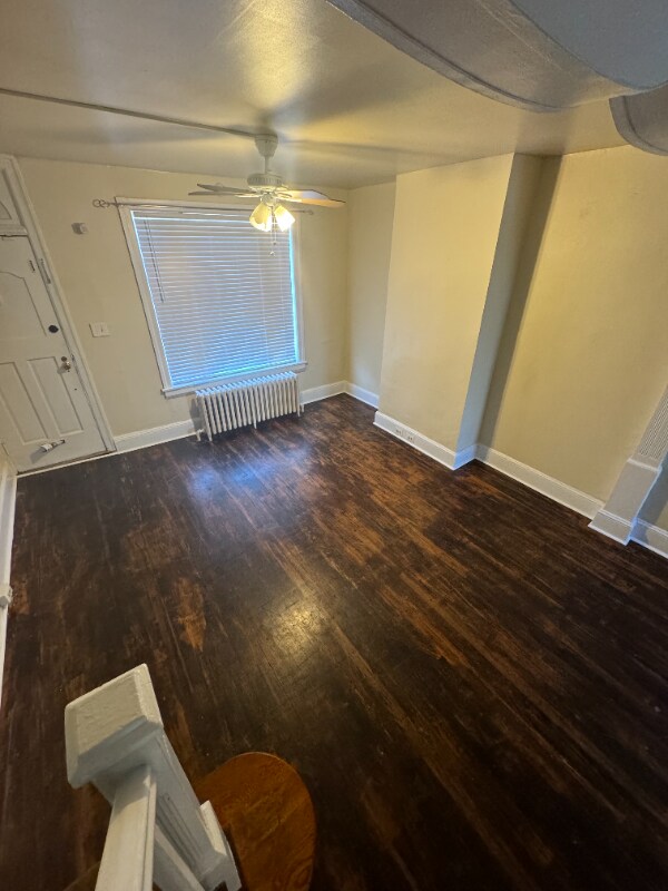 Building Photo - 1537 S Bailey St