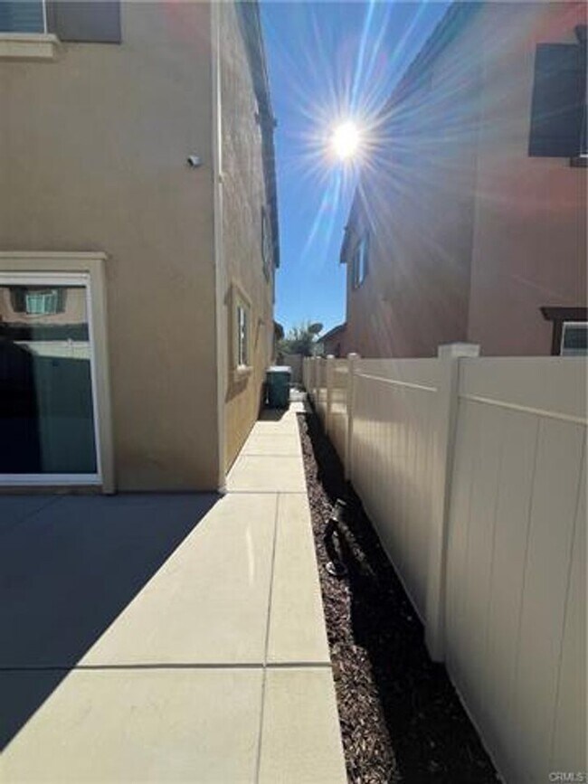 Building Photo - Audie Murphy Ranch Home