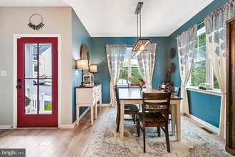 Building Photo - 26 High St