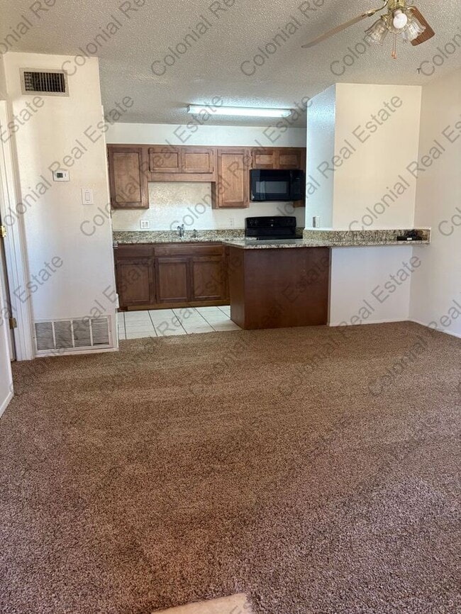Building Photo - Cozy 1 Bedroom 1 bathroom Apartment For Rent