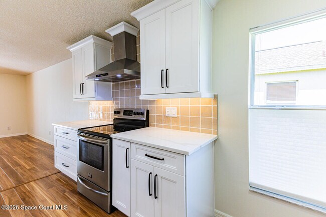 Building Photo - 4610 Manchester Dr
