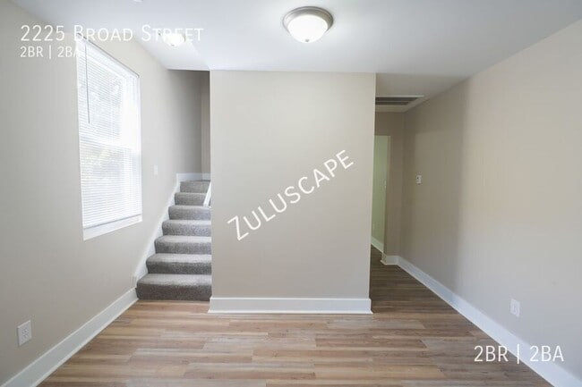 Building Photo - 2225 Broad St