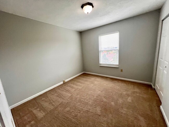 Building Photo - Cranberry Township - 3 Bedroom 2.5 Bathroo...