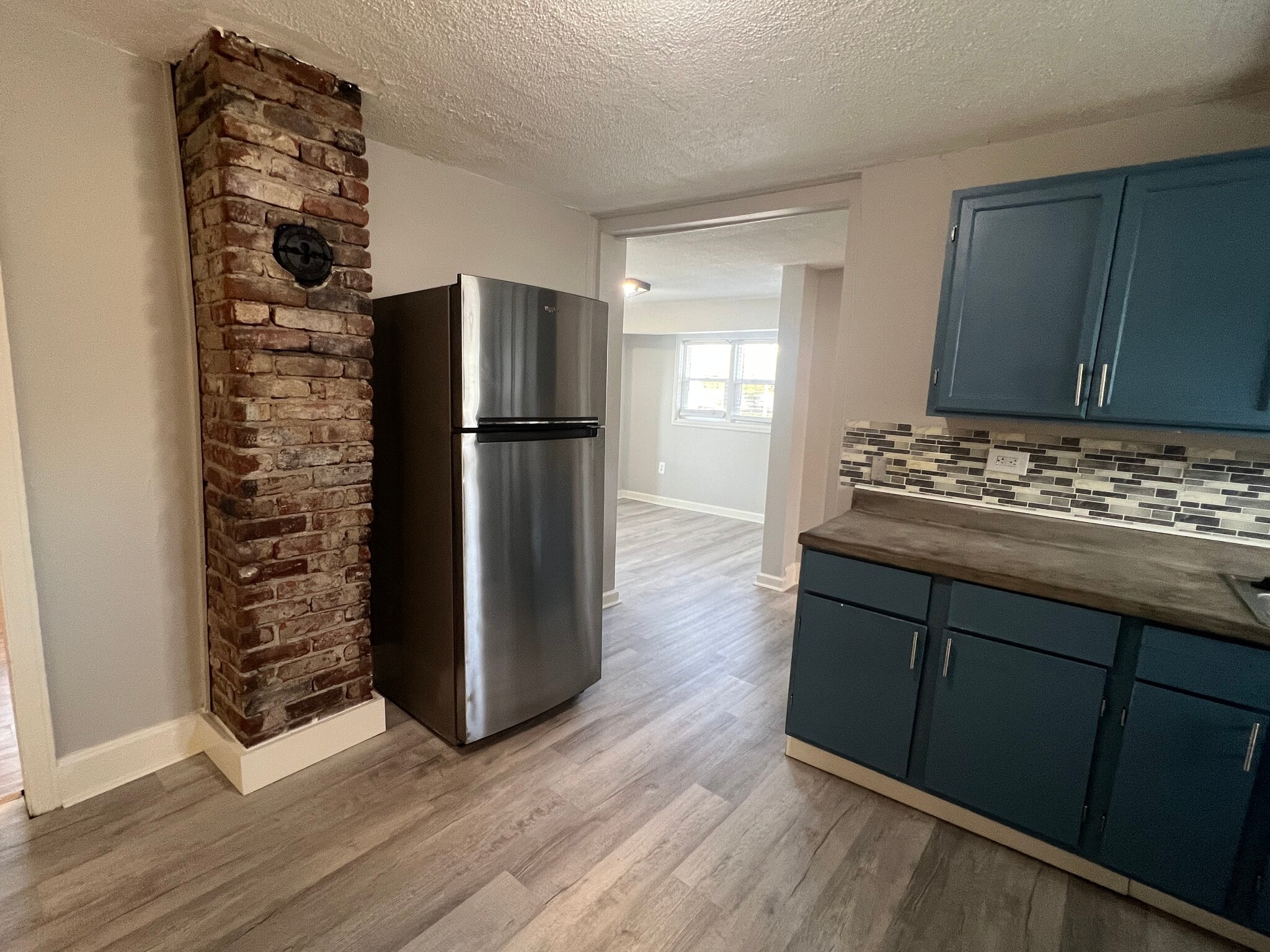 Building Photo - 278 Hosack St