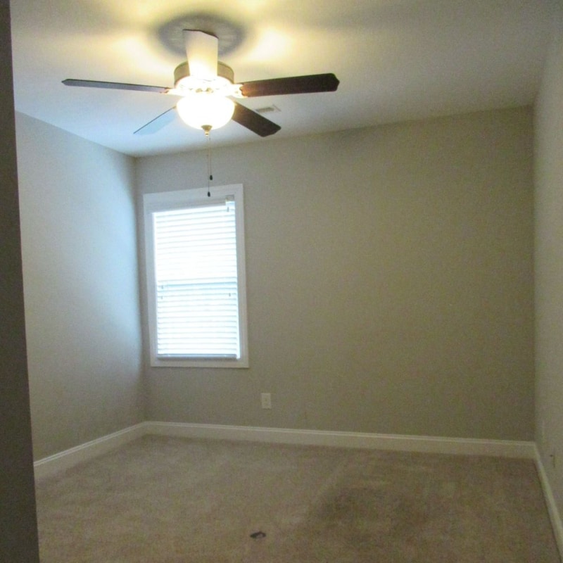 Building Photo - 124 Chandler Dr
