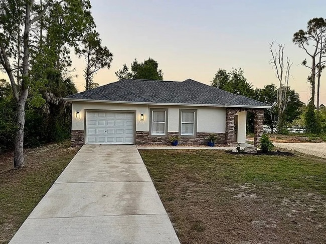 Building Photo - 27354 Pasadena Dr