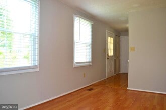 Building Photo - 16570 Sioux Ln