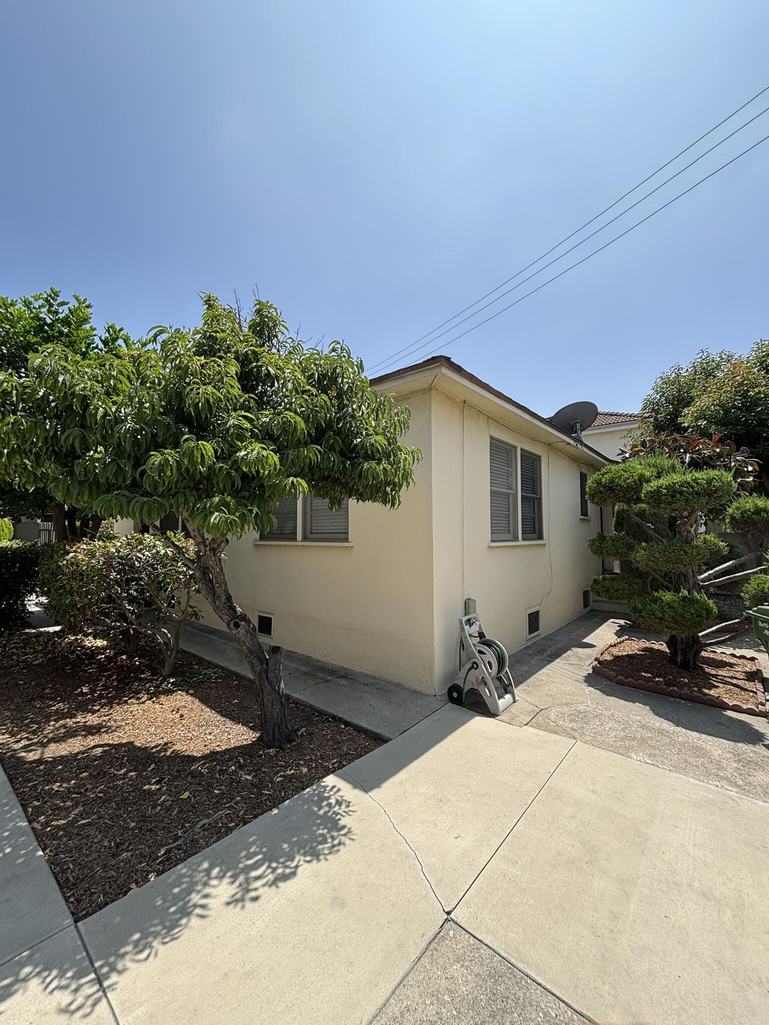 Building Photo - 1611 S Atlantic Blvd