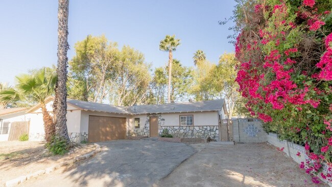 Primary Photo - COMING SOON! Single Story 4 Bedroom Home for Rent in Woodland Hills!