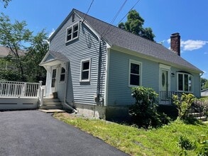 Building Photo - 14 Dearborn Rd