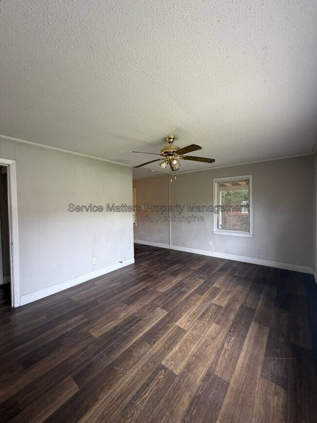 Building Photo - 3213 N Guillemard St