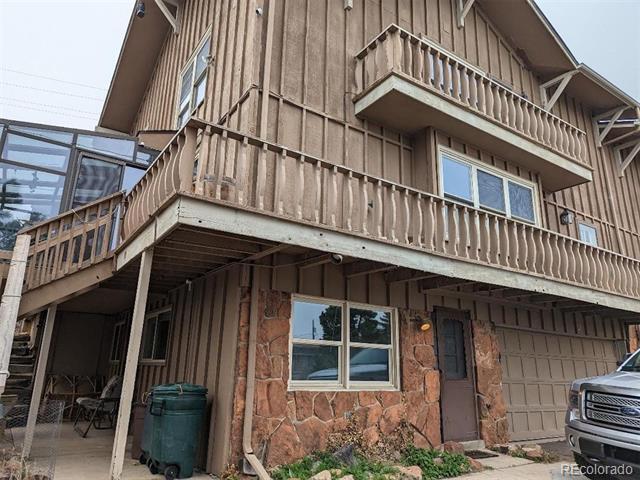 Building Photo - 1393 S Foothill Dr