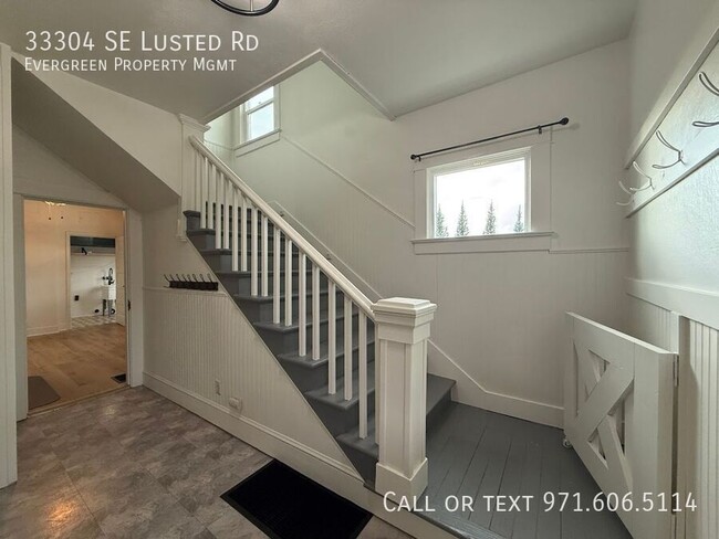 Building Photo - 33304 SE Lusted Rd