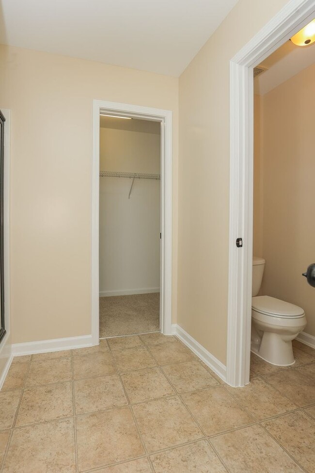 Building Photo - The Landing at Mill Creek community!  Washer / Dryer included