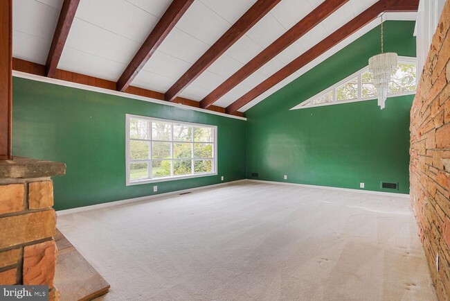 Building Photo - 3800 Military Rd