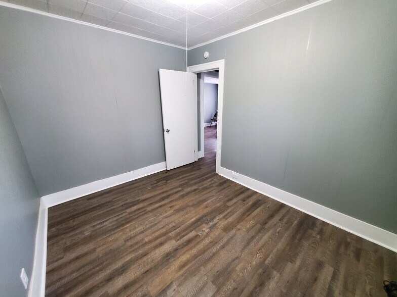 Building Photo - 2642 Riordan St