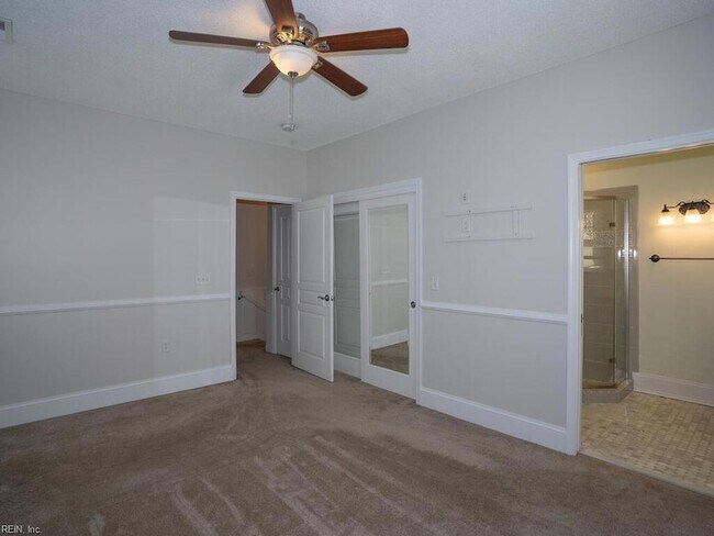 Building Photo - 2028 Smallbrooke Ct