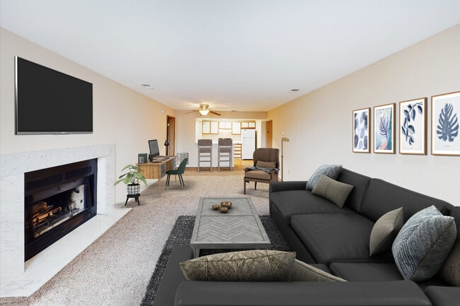 Primary Photo - Woodhills Apartments