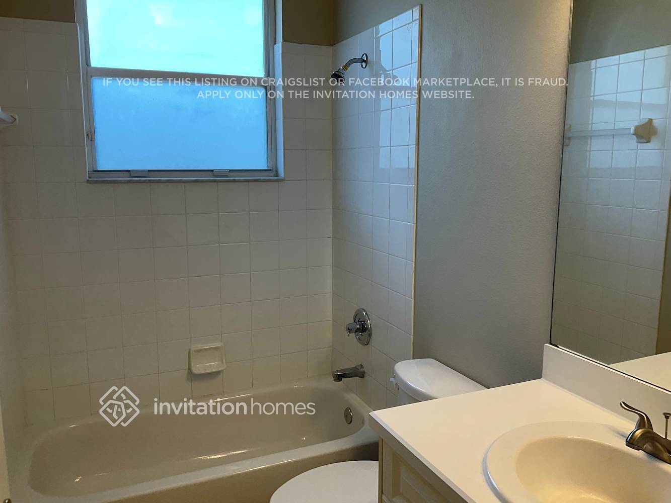 Building Photo - 1895 Lexington Pl