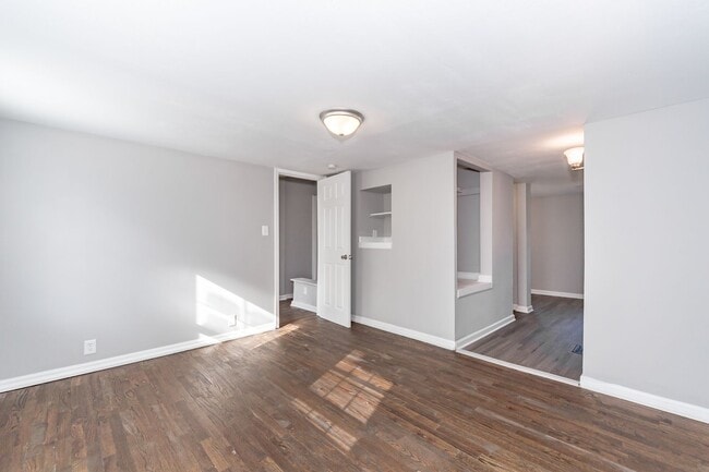 Building Photo - COMING SOON! 3 Bed 2 Bath Independence hom...