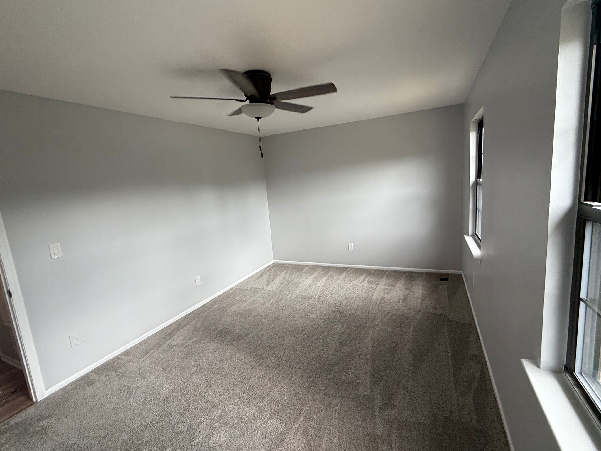 Building Photo - 216 Riva Dr