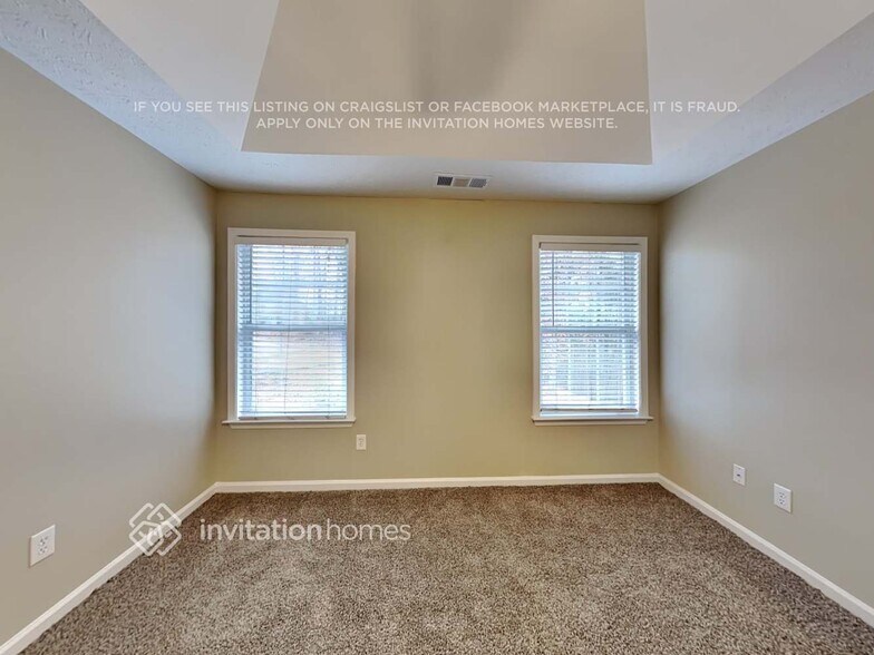 Building Photo - 4950 Promenade Dr SW