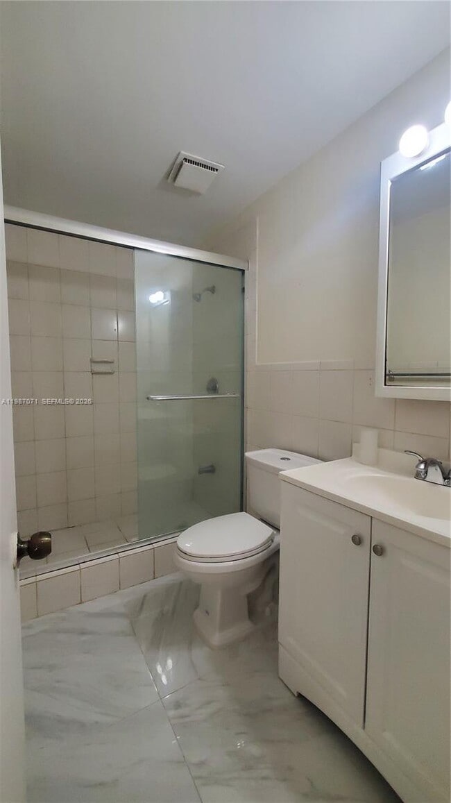 Building Photo - 2638 Taylor St