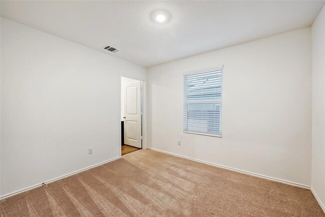 Building Photo - 430 Doherty