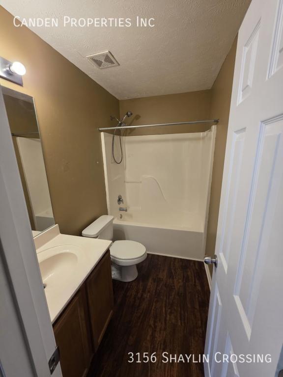 Building Photo - 3156 Shaylin Crossing