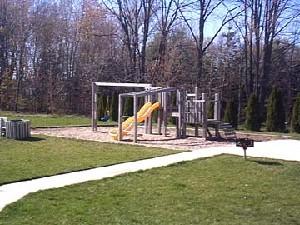 Building Photo - 13646 Cascade Dr