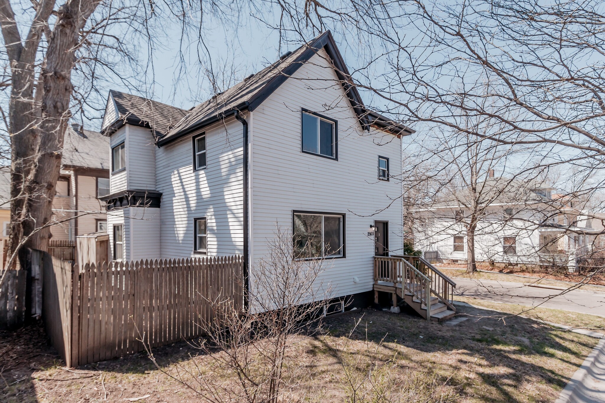 Building Photo - 2901 R St