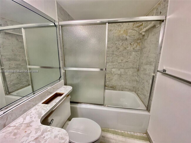 Building Photo - 671 S Hollybrook Dr