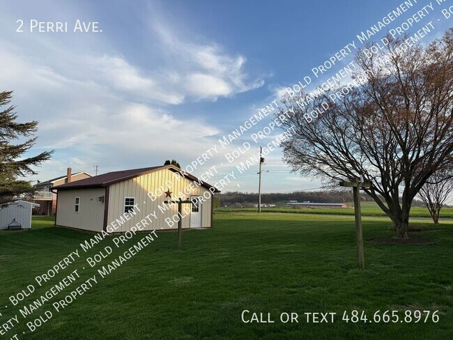 Building Photo - 2 Perri Ave