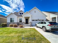 Building Photo - Spacious 2-Bed + Loft with Premium Finishes