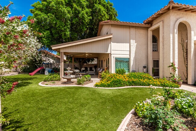 Primary Photo - 2326 W Lompoc Cir