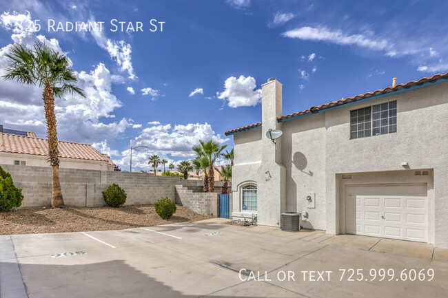 Building Photo - ?? FURNISHED MTR ??  | Charming Townhouse ...