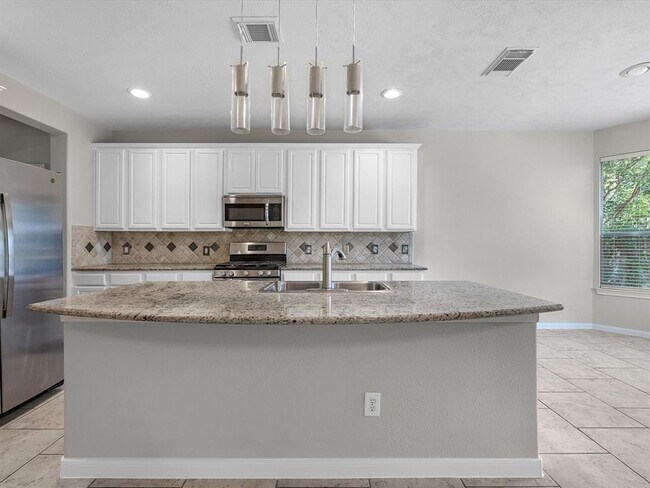Building Photo - 4315 Countrycrossing Dr