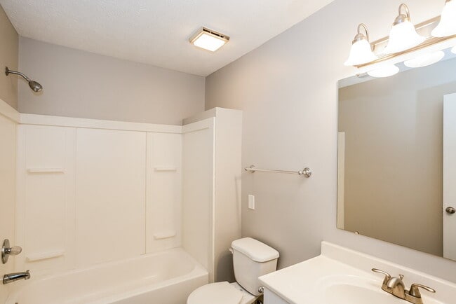 Building Photo - 10862 Geist Woods Ln
