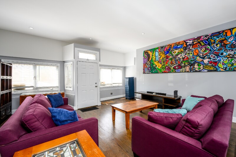 Building Photo - 1646 W Blackhawk St